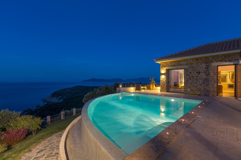 Olivia'S Villas Of Luxury Kalivia  Buitenkant foto