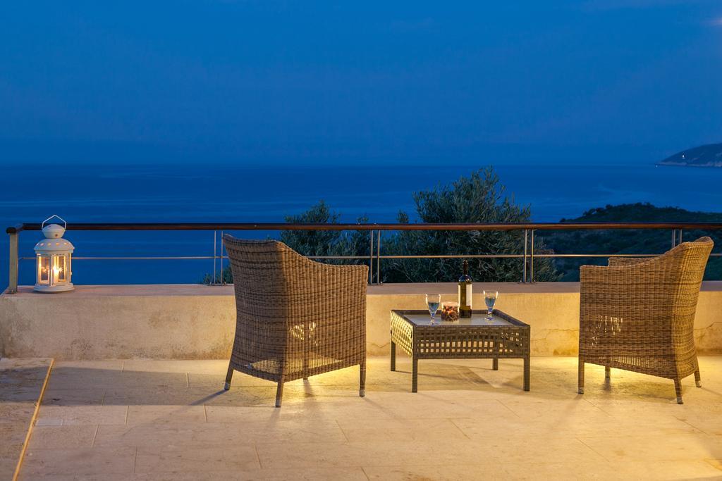 Olivia'S Villas Of Luxury Kalivia  Buitenkant foto